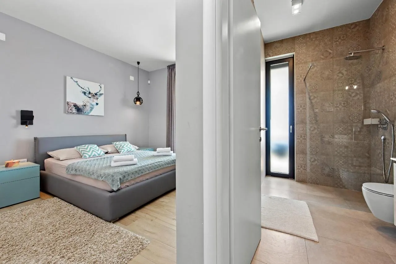 Villa Moon Near The Sea Fazana